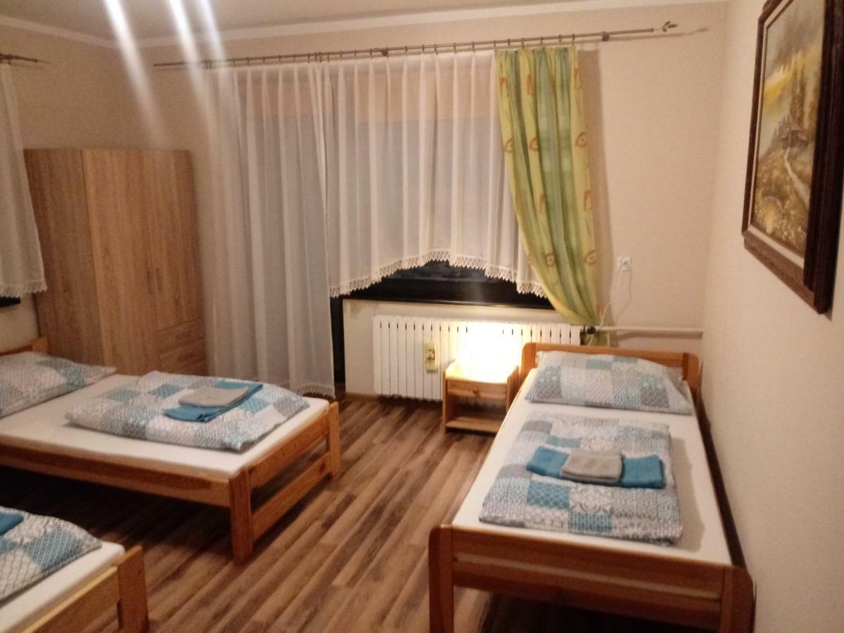 Gazdowka "Pod Pstragiem" Villa Korbielow Bagian luar foto