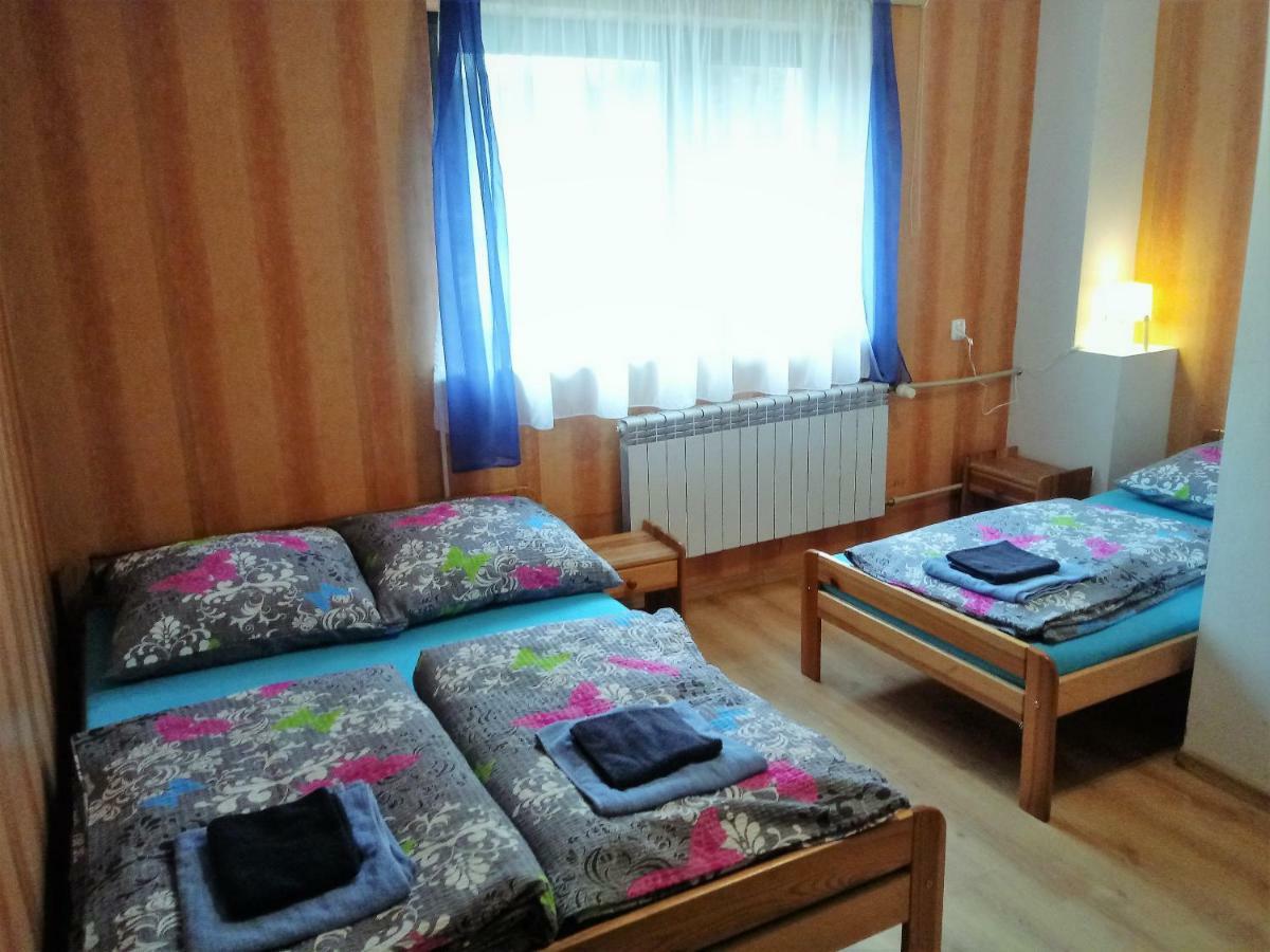 Gazdowka "Pod Pstragiem" Villa Korbielow Bagian luar foto